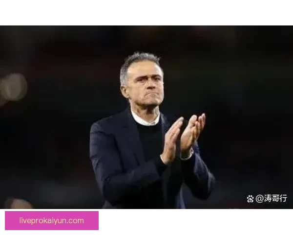 恩里克执教理念受到高度关注，球队状态逐渐增强，表现稳健可期。
